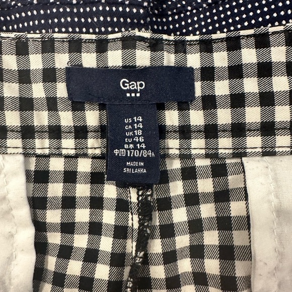 Bundle of shorts - Gap (SZ 14), The Limited (SZ  12), and Blue Crush (SZ 13) - Picture 3 of 5